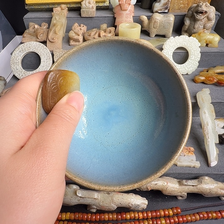 瓷片陌****颜陶瓷摆件及陶瓷制品