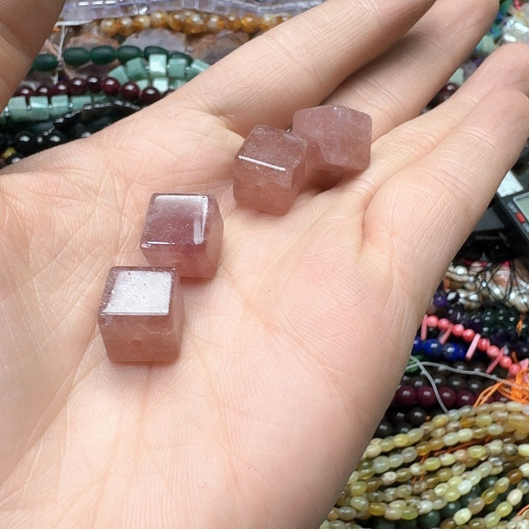 玛瑙/玉髓合金珠宝半成品2颗11m草莓晶方糖