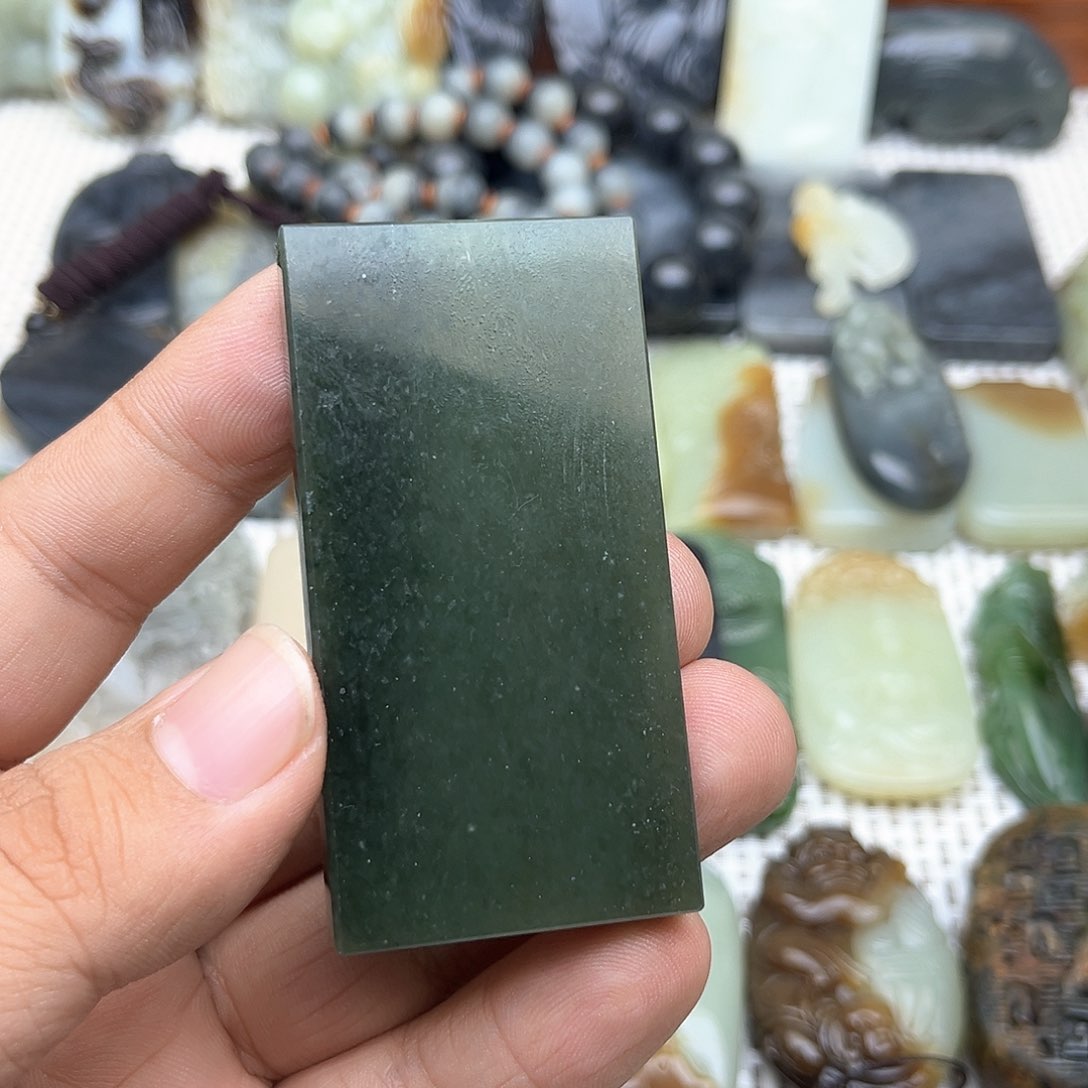 和田玉挂件未镶嵌