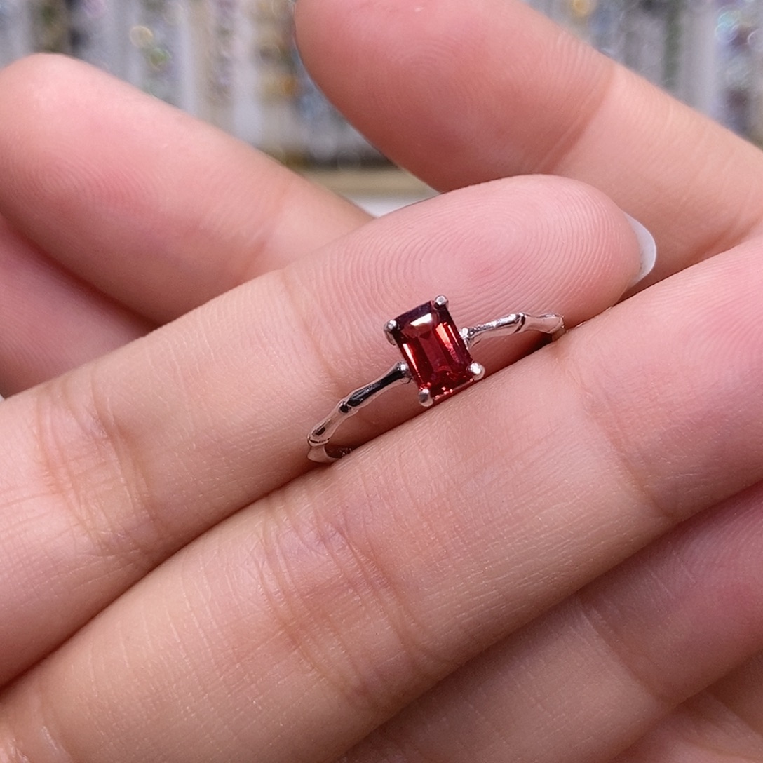 戒指石榴石银S925镶嵌