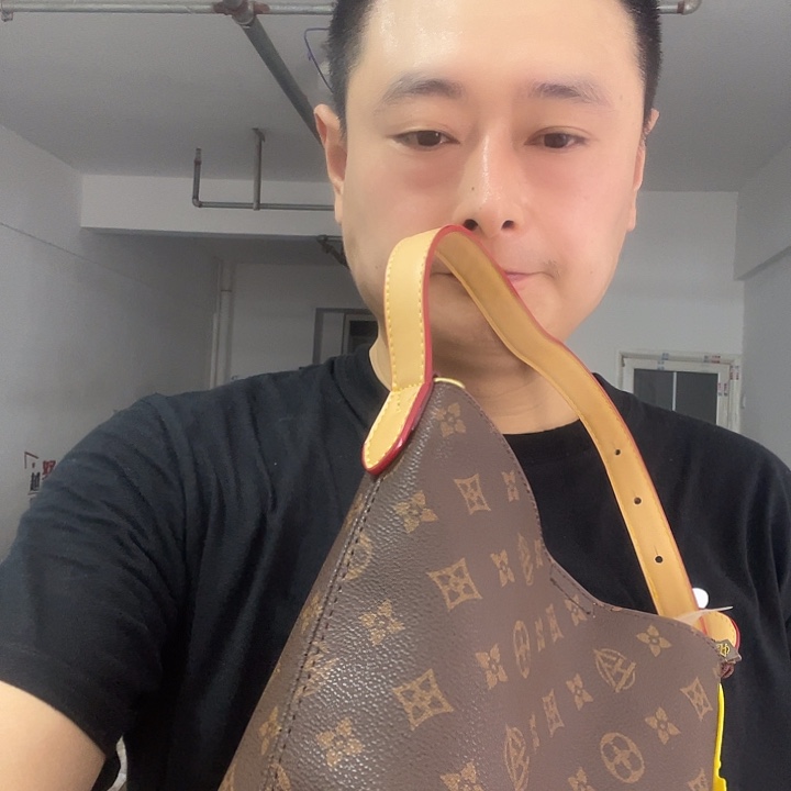 蚕丝水牛皮（革）PVC小牛皮（革）牛皮（革）