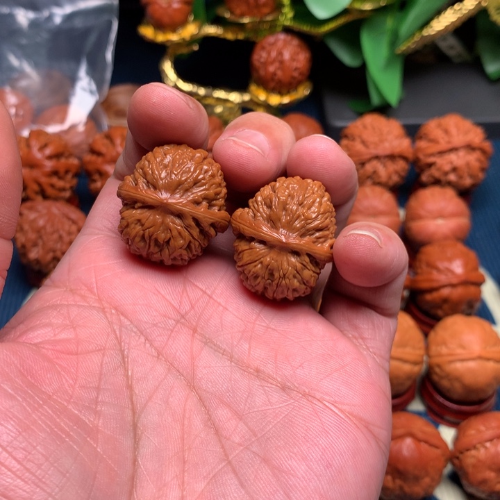 把件桃核北*北野生小手捻