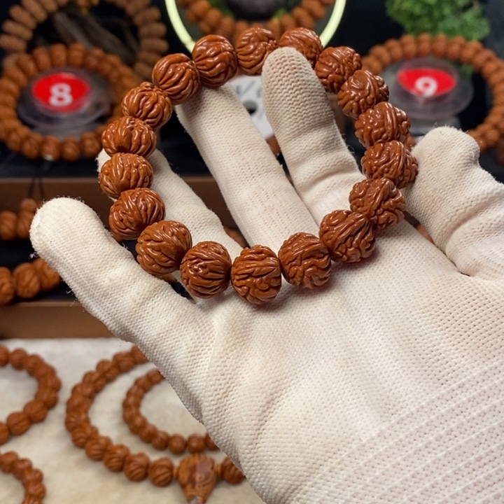 桃核吊坠海**宝秦岭龙纹