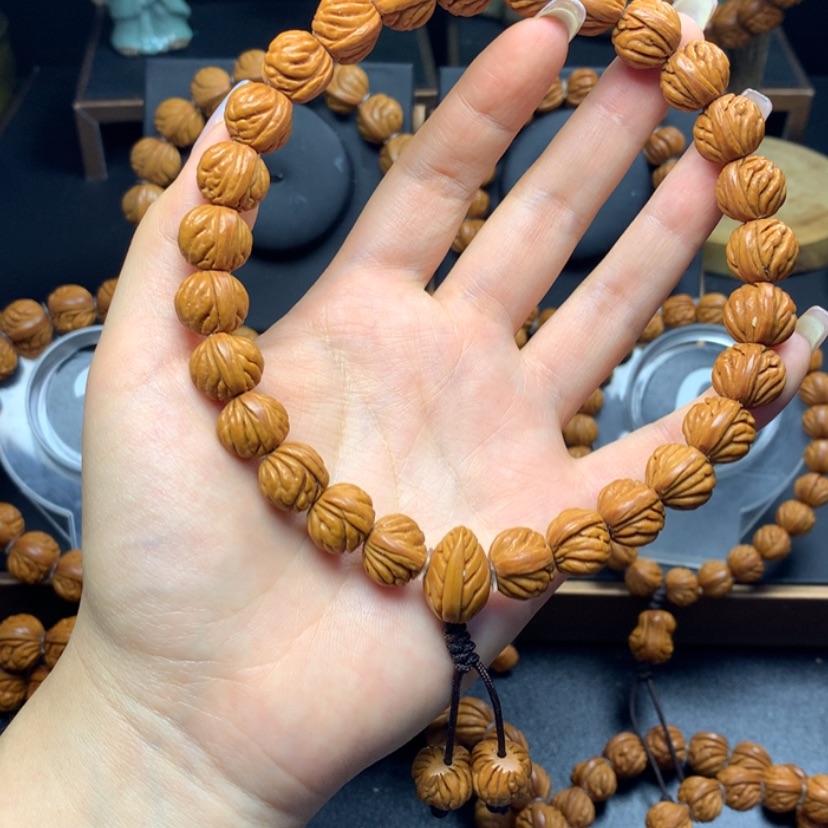 【闪购商品】桃核手串火麒麟13手持