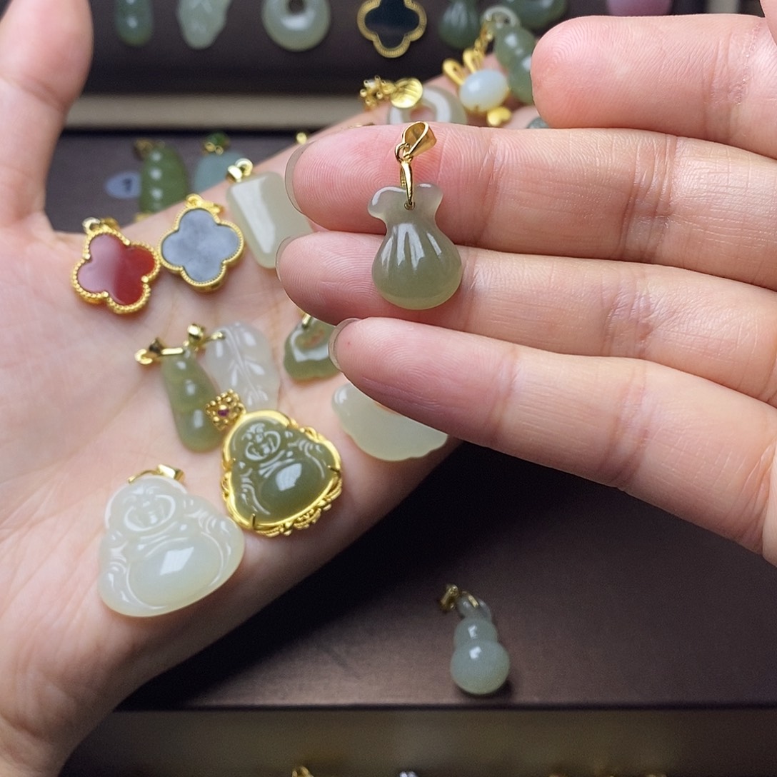 和田玉颈饰银S925镶嵌