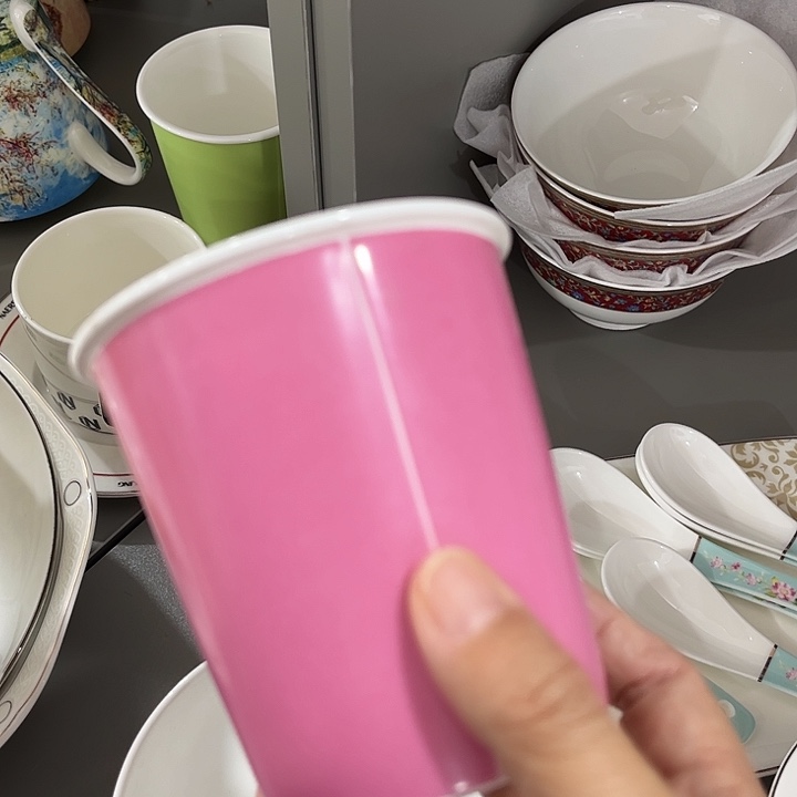 瓷片微瑕骨瓷特惠杯一个粉