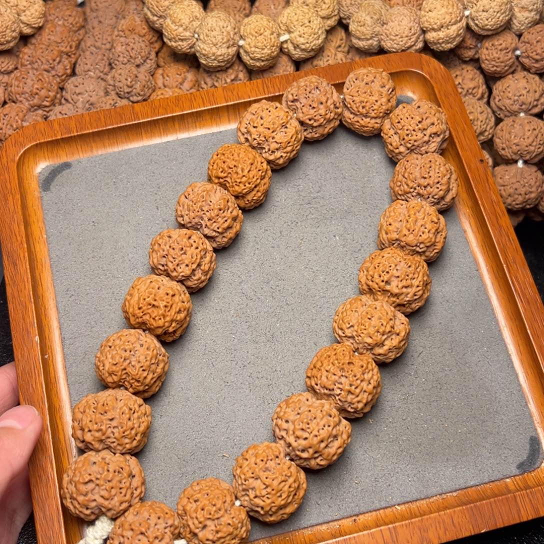 菩提8号尼泊尔大金刚25五星蜂王手持