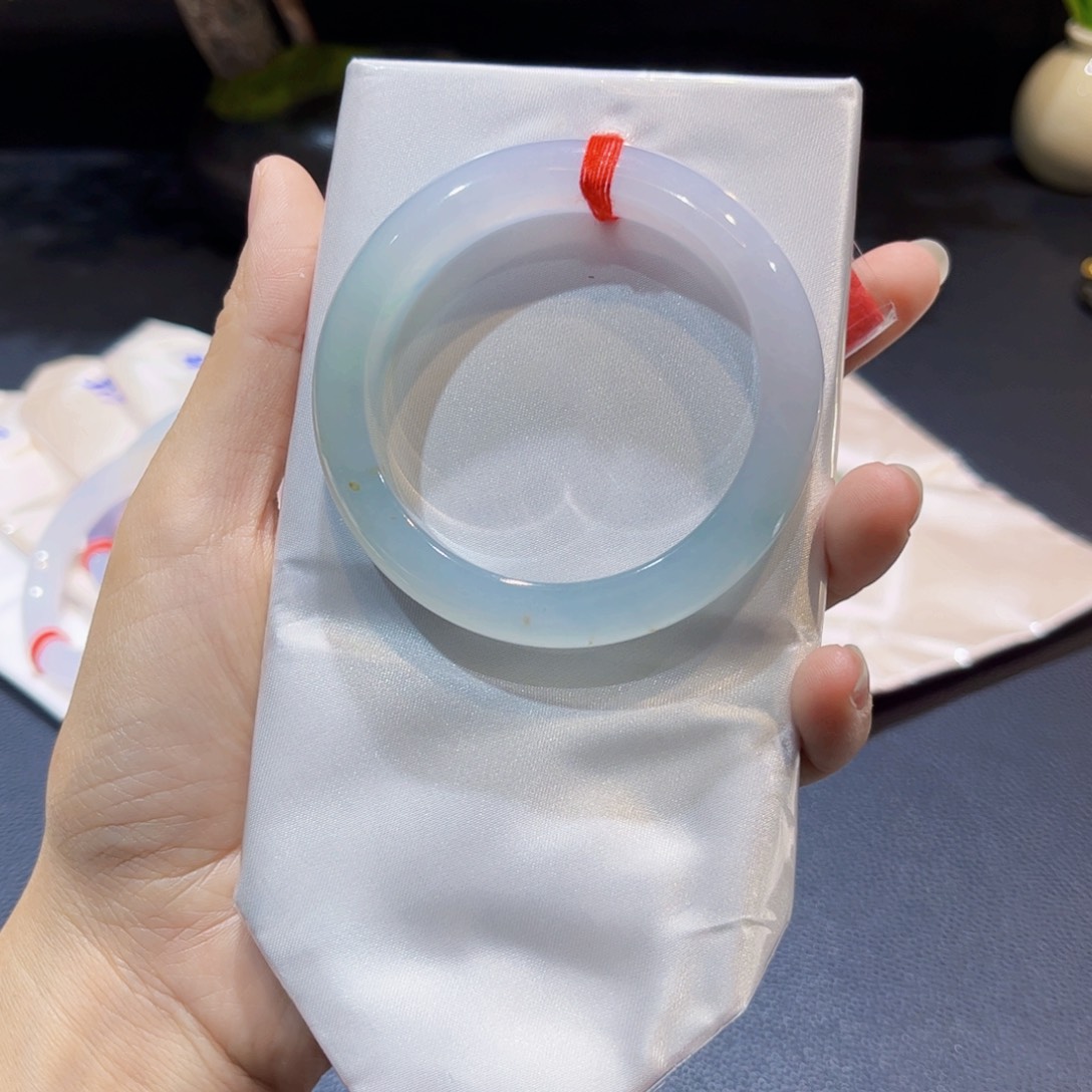 未镶嵌手镯翡翠53