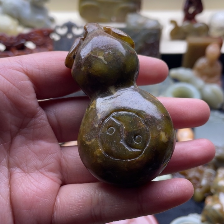 蛇纹石玉未镶嵌颈饰33