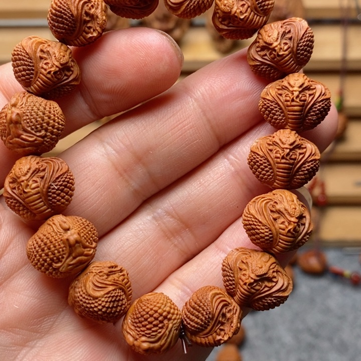 泰*顶桃核雕刻雕刻蛇手串