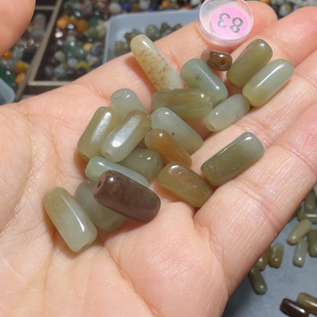 和田玉未镶嵌珠宝奇石