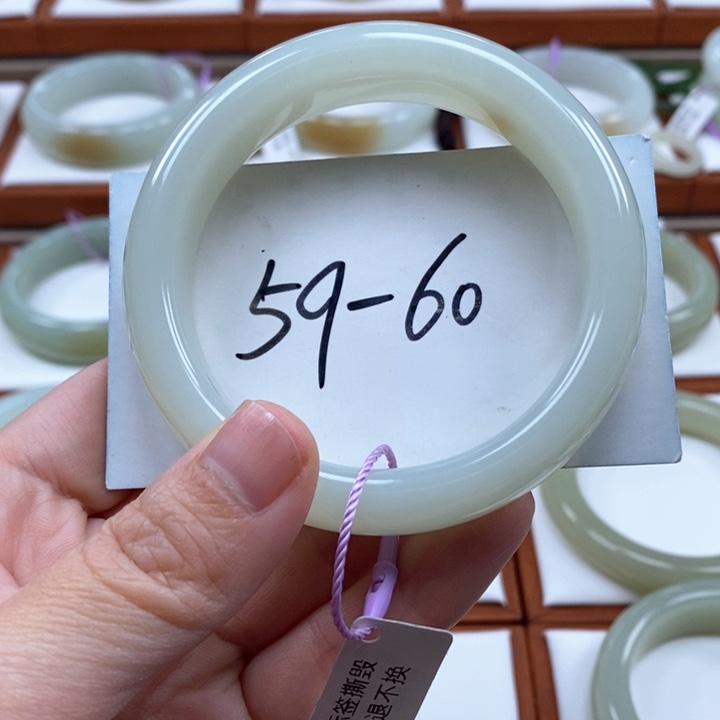 和田玉手串未镶嵌