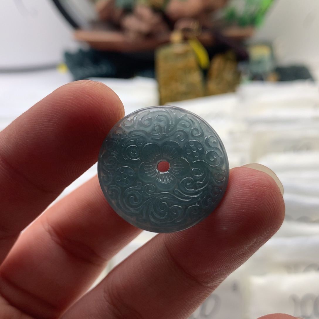 颈饰未镶嵌翡翠扣子