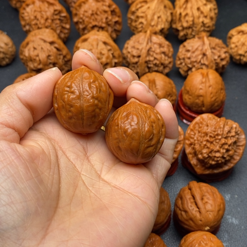 【闪购商品】文玩核桃把件蜜枣