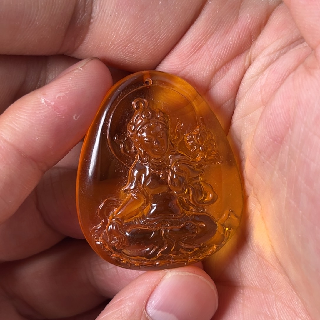 琥珀裸石未镶嵌琥珀度母吊坠