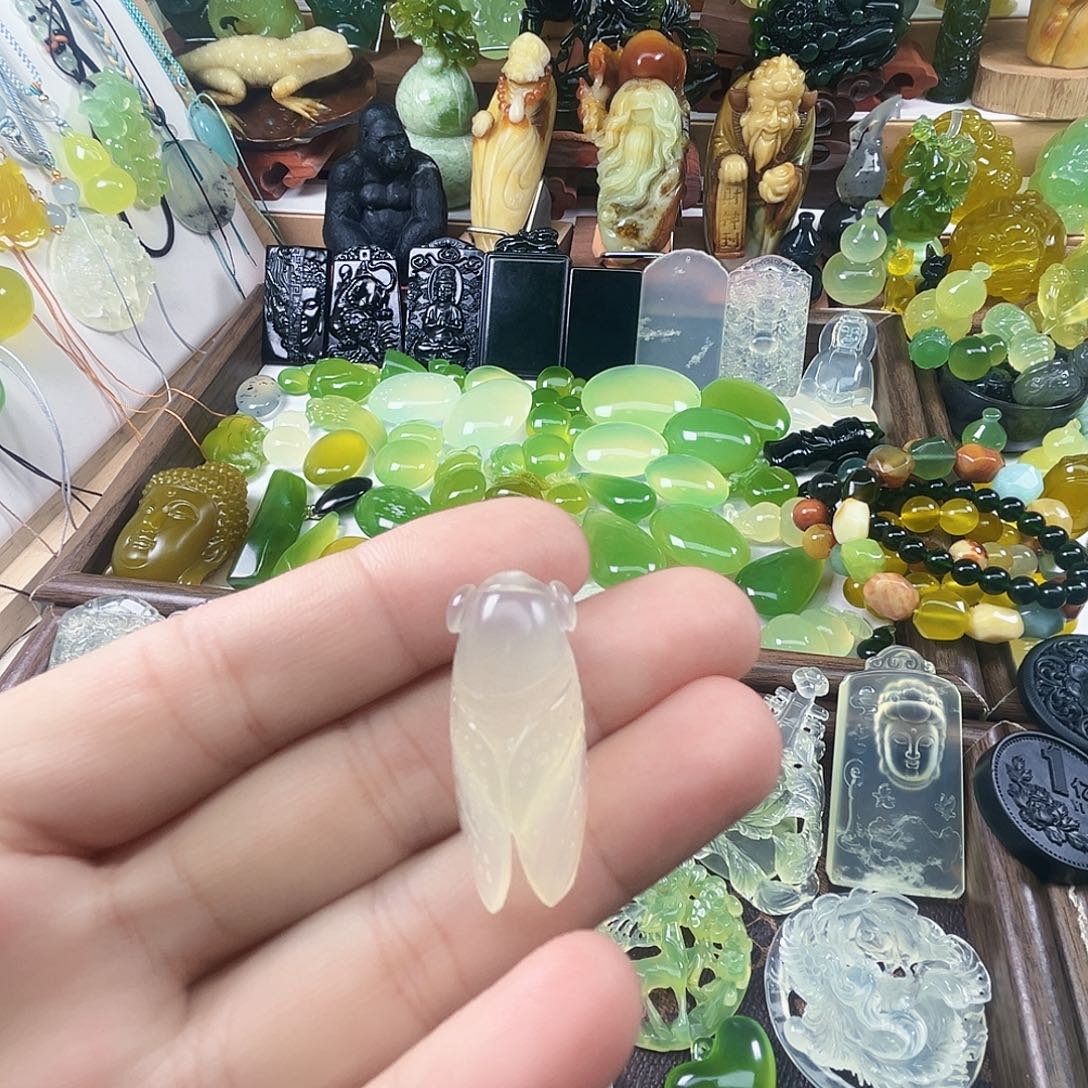 岫玉未镶嵌吊坠(不含链)