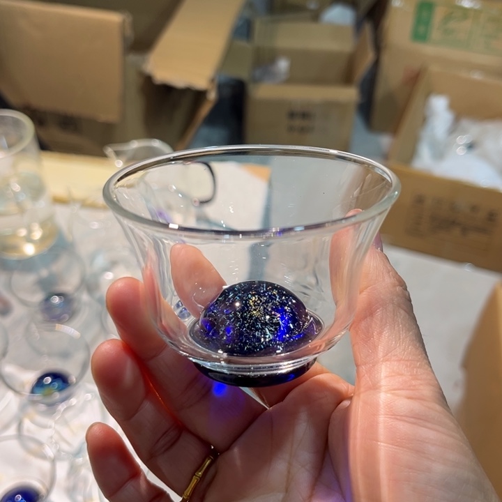 糖韵品杯斑阑金。       