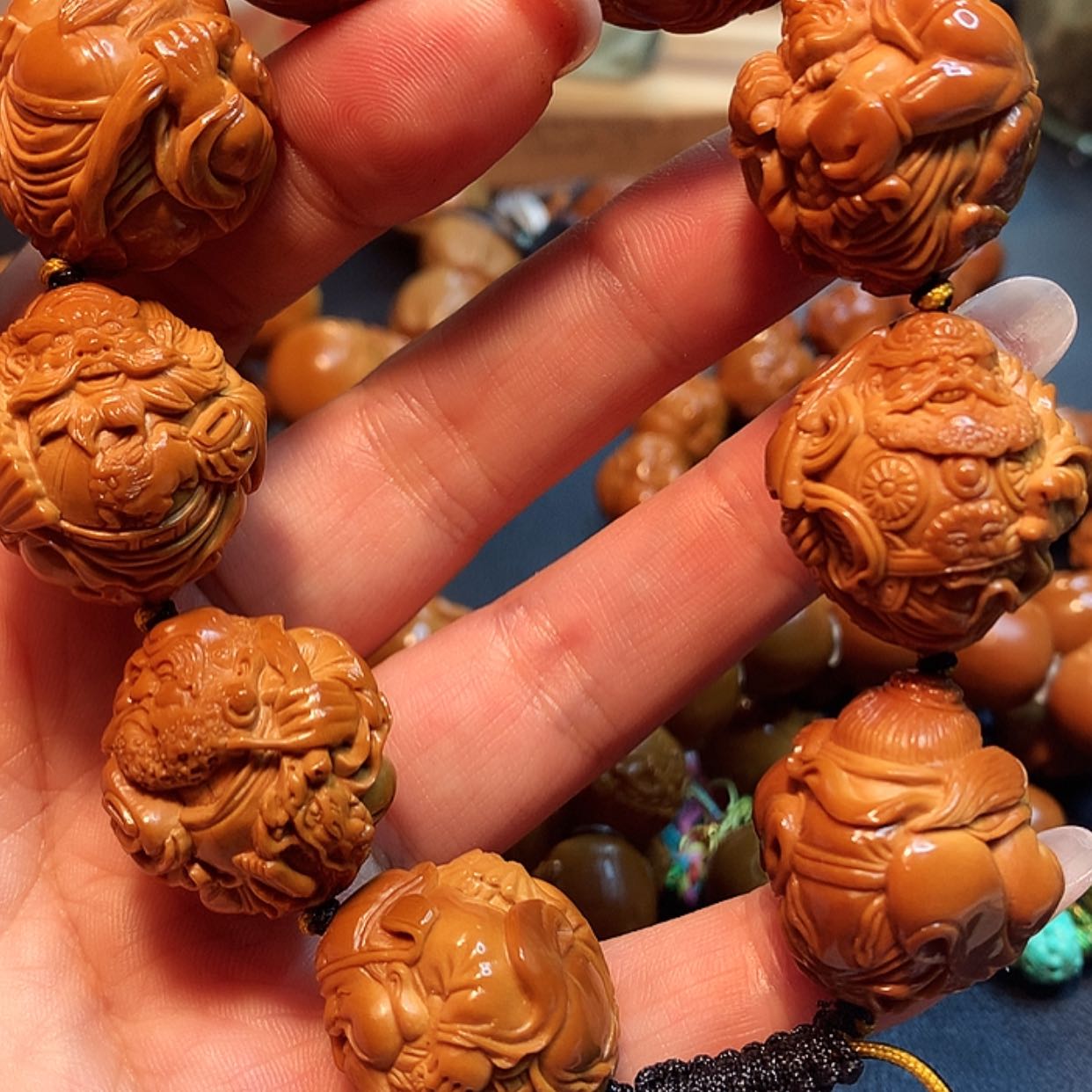 【闪购商品】橄榄核手串/手链海*橄榄雕