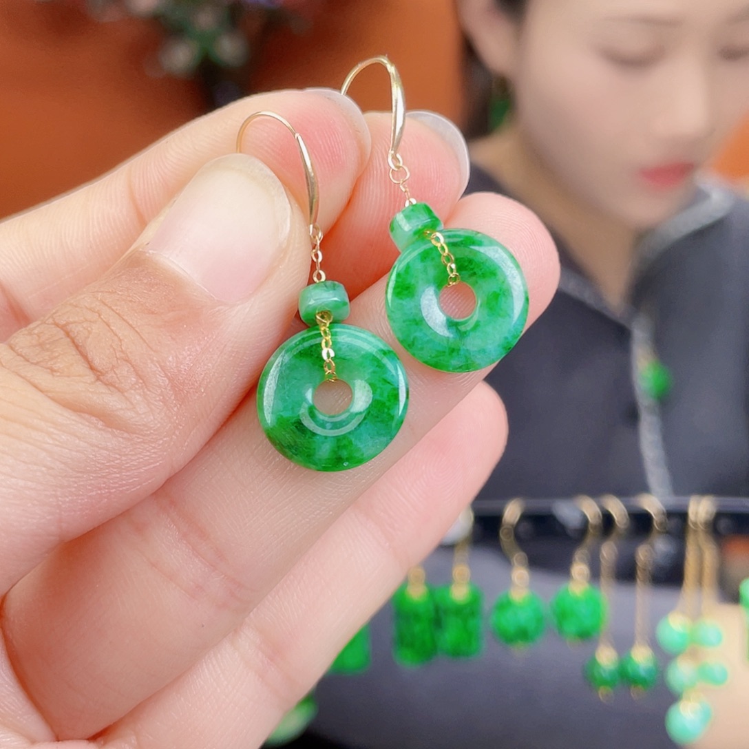 翡翠18K金镶嵌耳饰