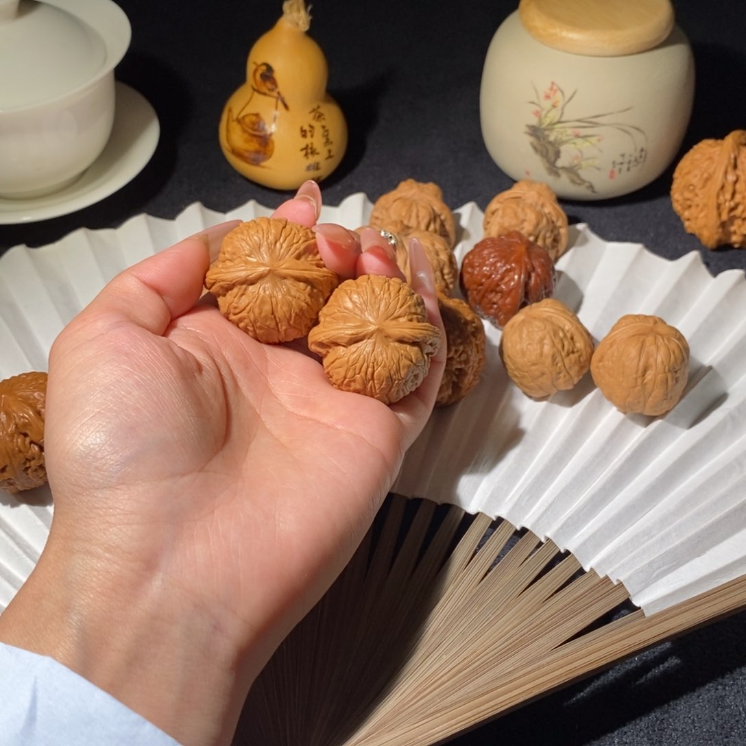 文玩核桃吊坠M***s乾隆磨38