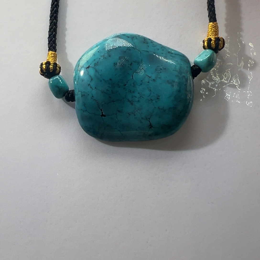 绿松石未镶嵌挂件