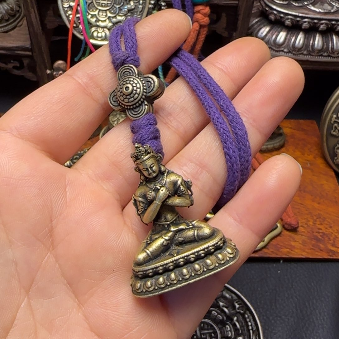 沉***周泥塑藏传牌子……藏传牌子