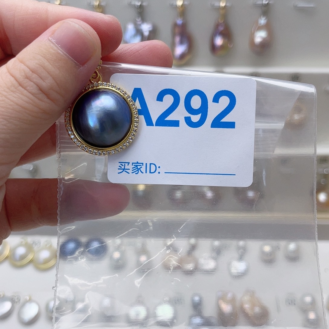 颈饰未镶嵌淡水珍珠