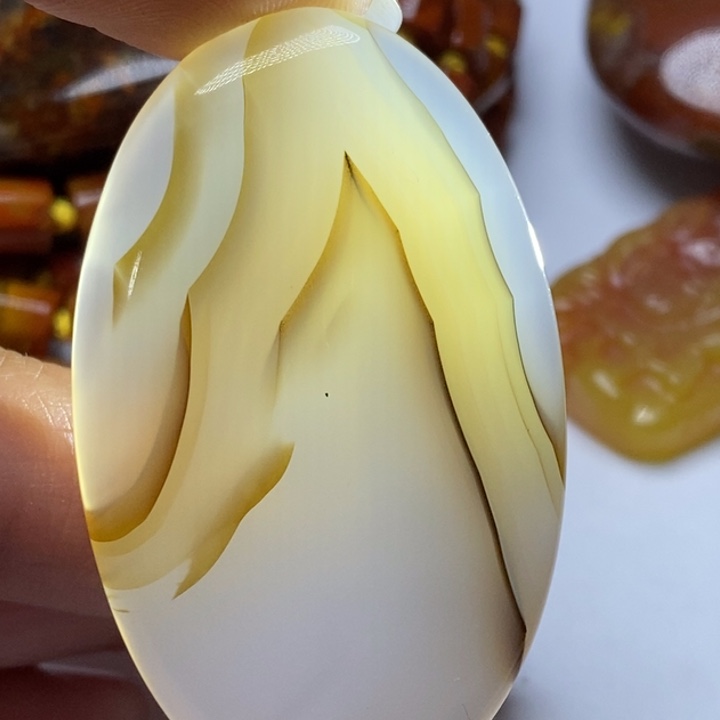 玛瑙/玉髓颈饰未镶嵌