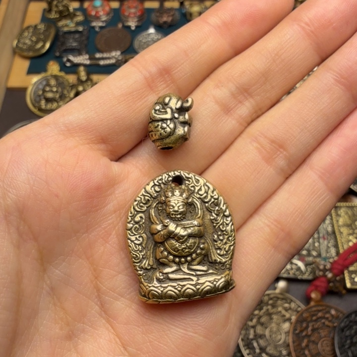 藏传文玩九宫如图