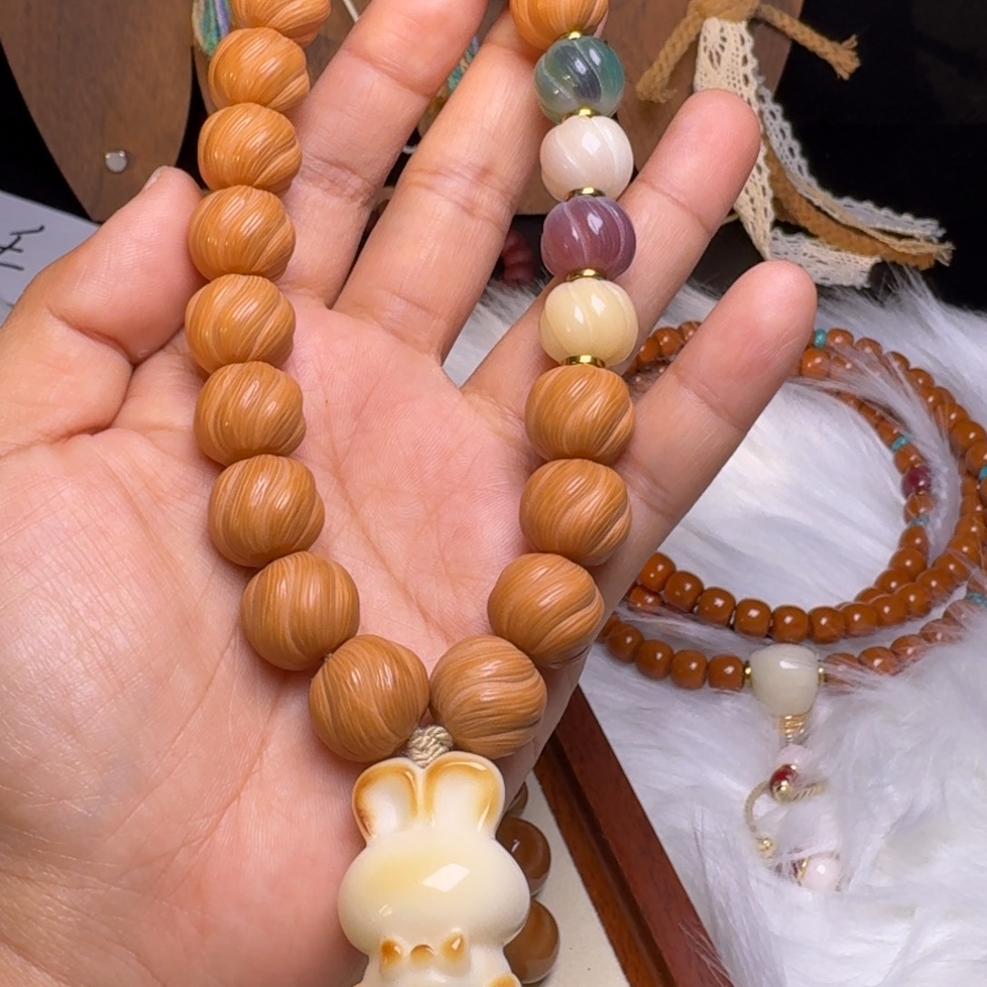 吊坠猴头核桃顶级卷卷酥