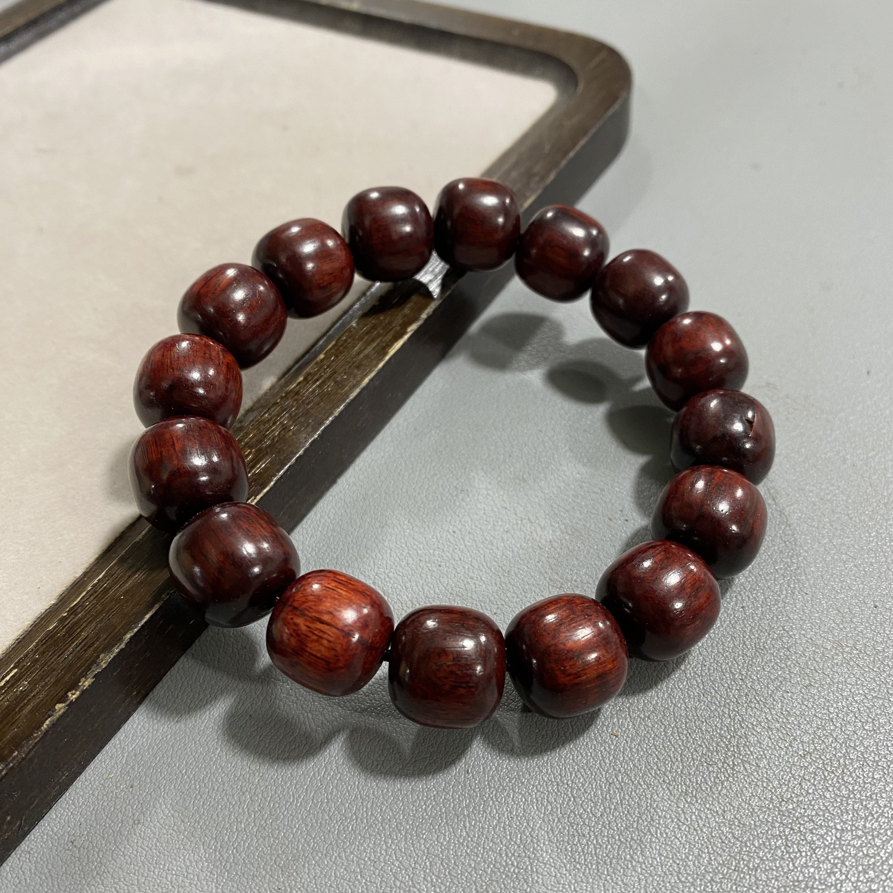 W889紫檀卡1.4老型桶珠单圈手串