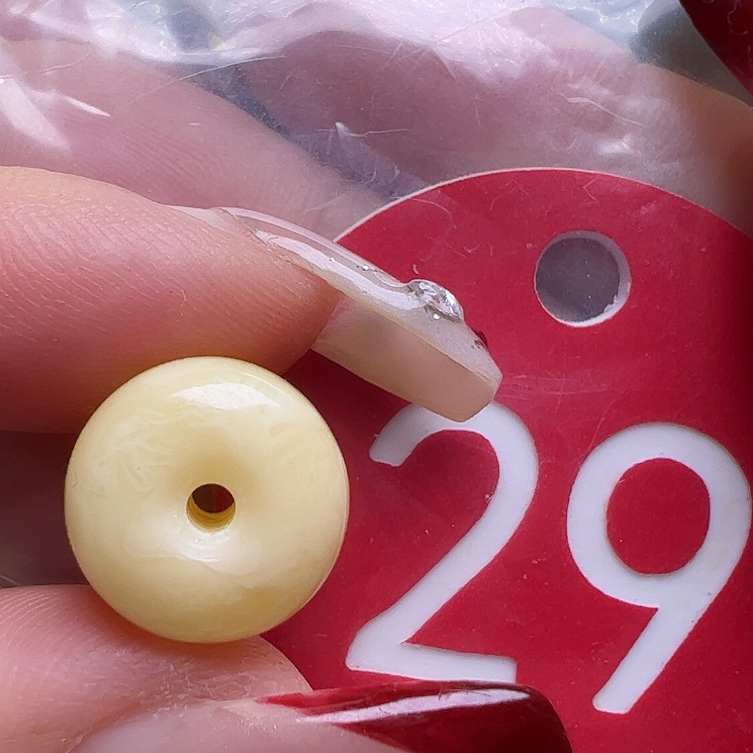 蜜蜡未镶嵌珠宝奇石12.2mm白蜡墩子