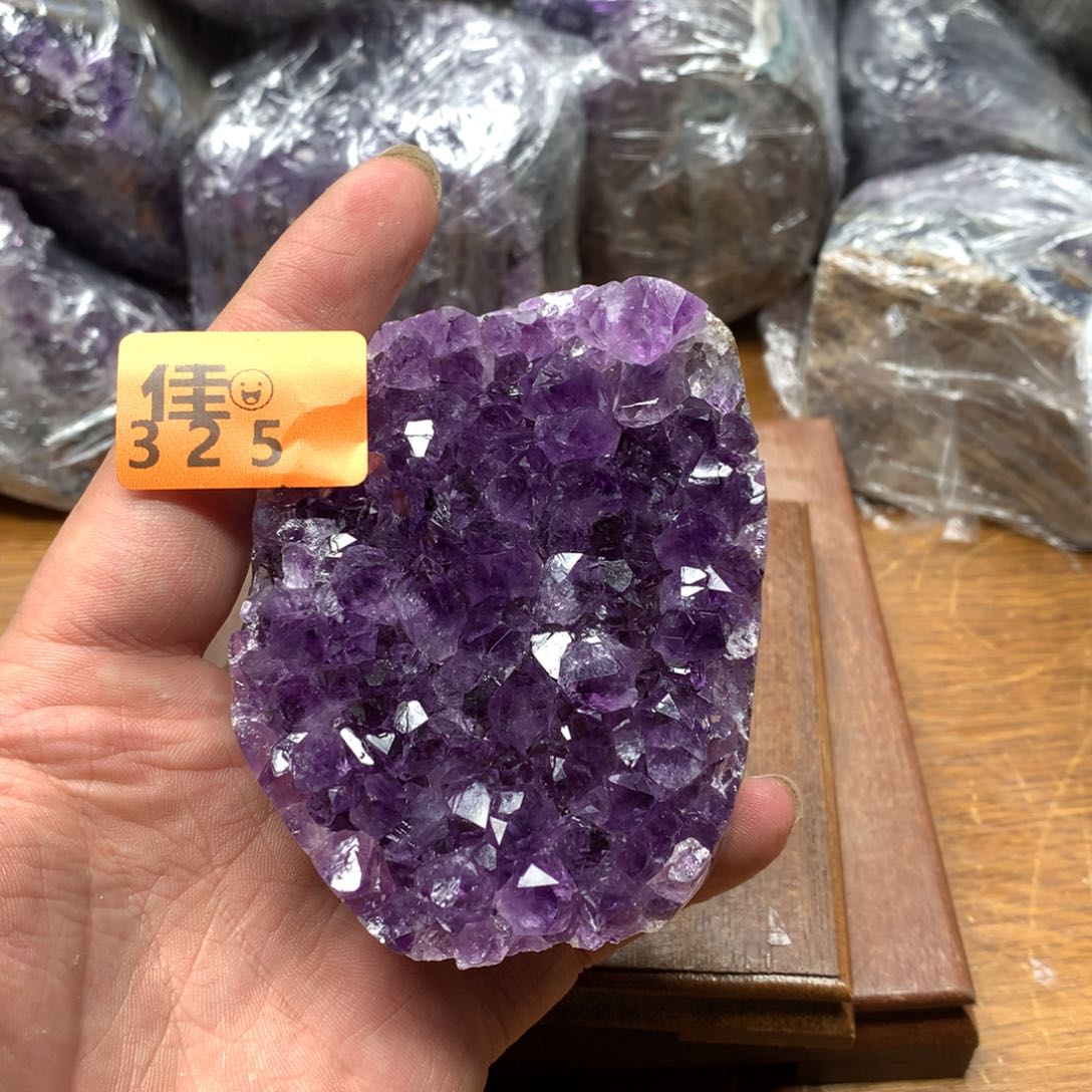 水晶大型摆件（非配饰）未镶嵌