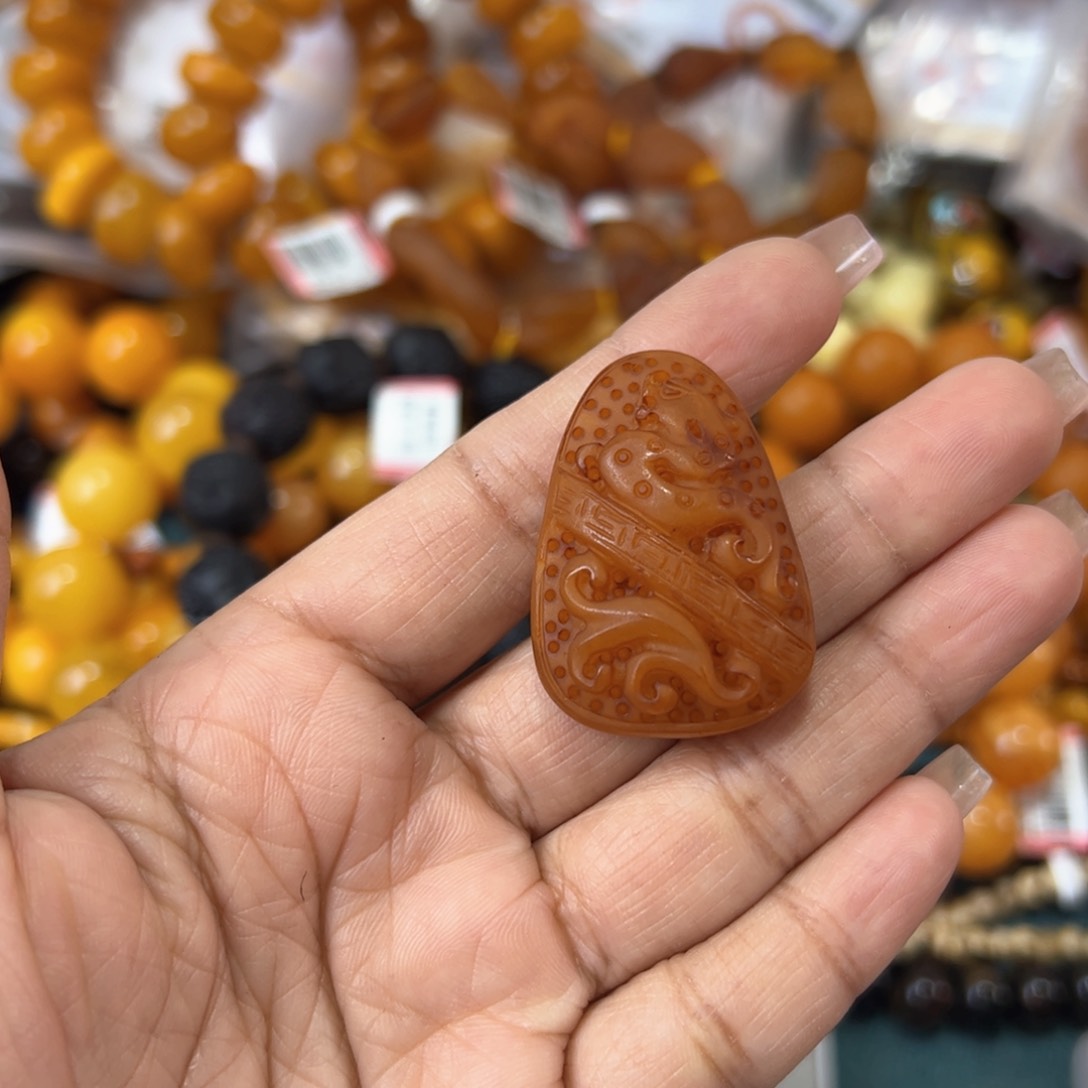 琥珀珠宝奇石未镶嵌156