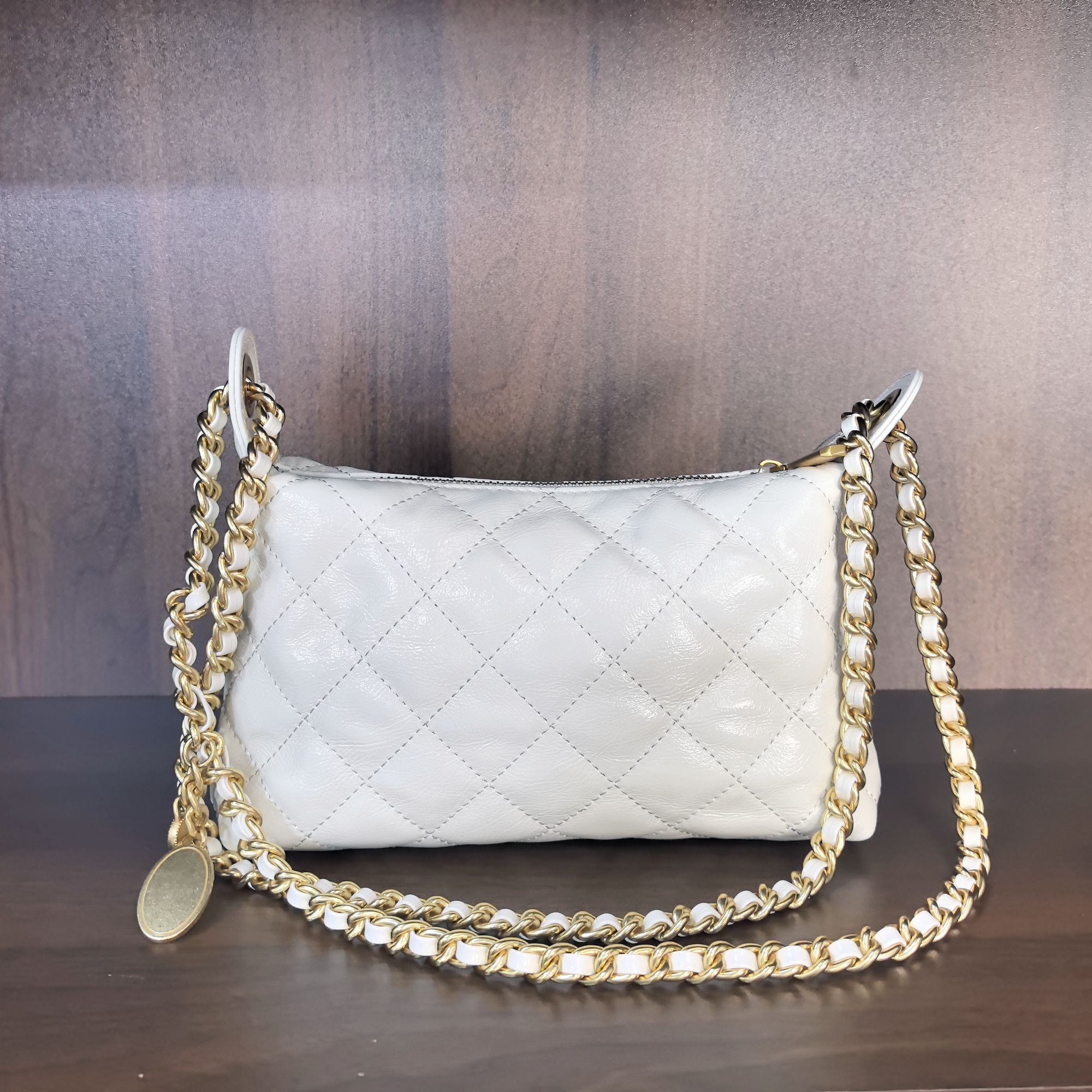 薇薇手工真皮包1063-23-白色-长23x高14-双耳金币香A139