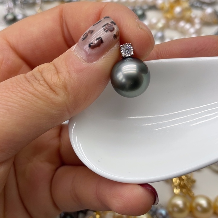 海水珍珠吊坠(不含链)18K金镶嵌
