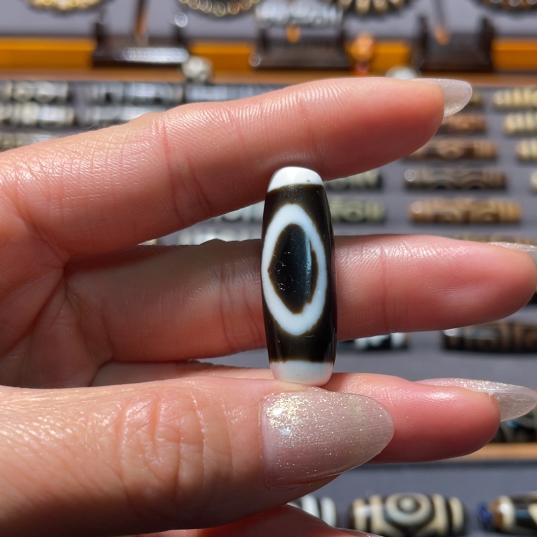 玛瑙/玉髓颈饰未镶嵌摩***达