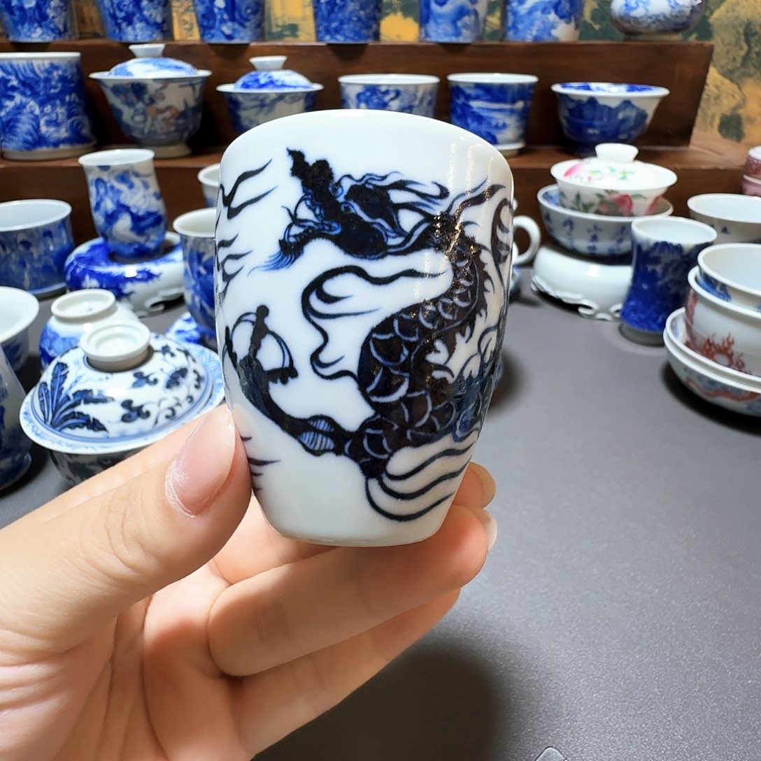 泥塑仿元龙杯手工手绘
