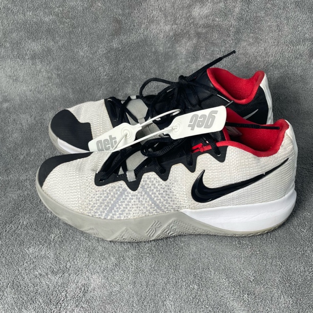 43码 kyrie flytrap 低帮实战篮球鞋 红白黑