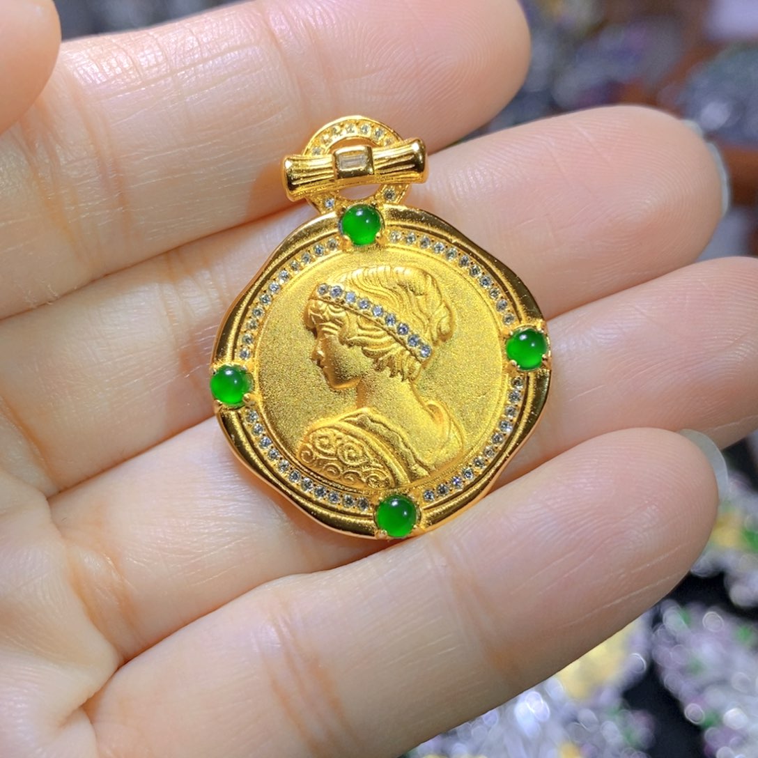 翡翠颈饰银S925镶嵌天然翡翠