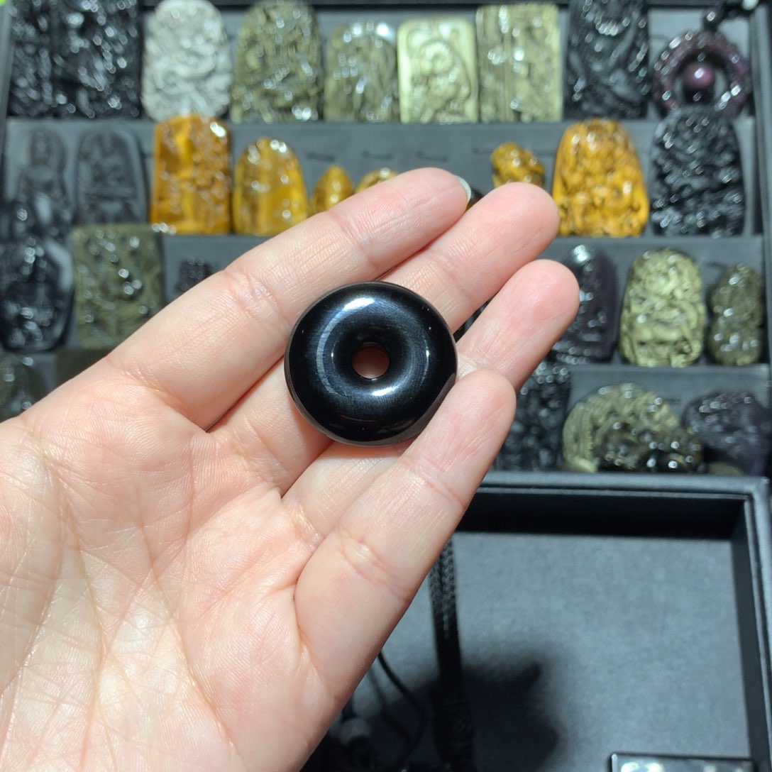 黑曜岩吊坠(赠链)未镶嵌阿**皮