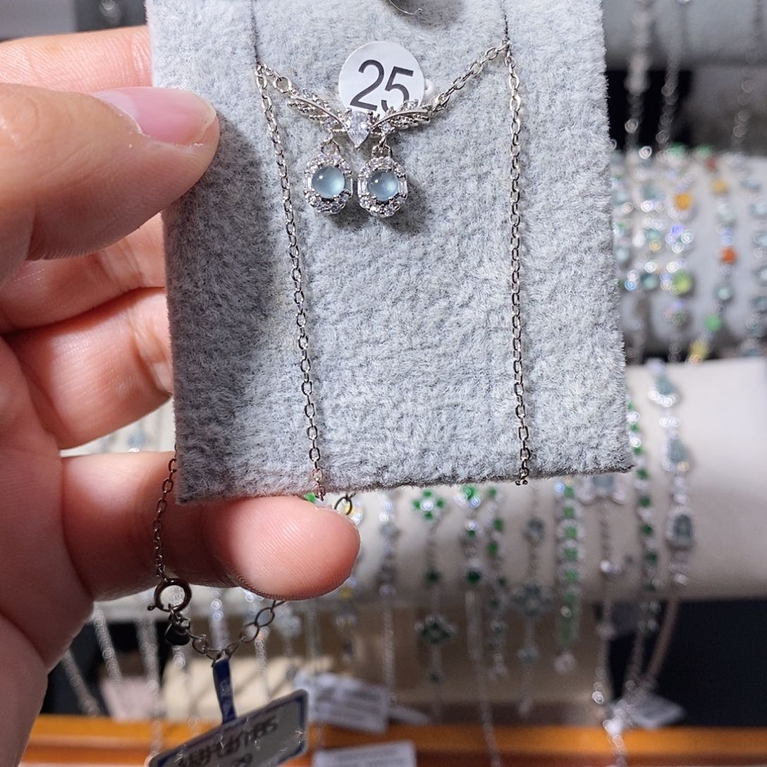 翡翠银S925镶嵌颈饰