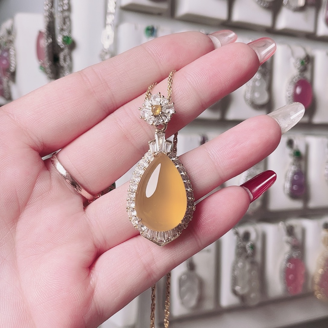 玛瑙/玉髓未镶嵌颈饰