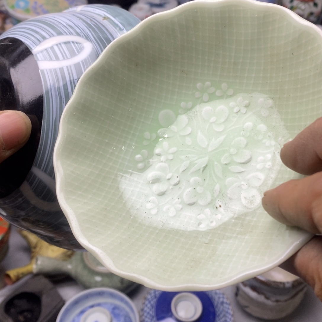 瓷片是因为它具有非常丰富经验