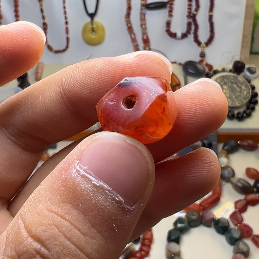 玛瑙/玉髓颈饰合金