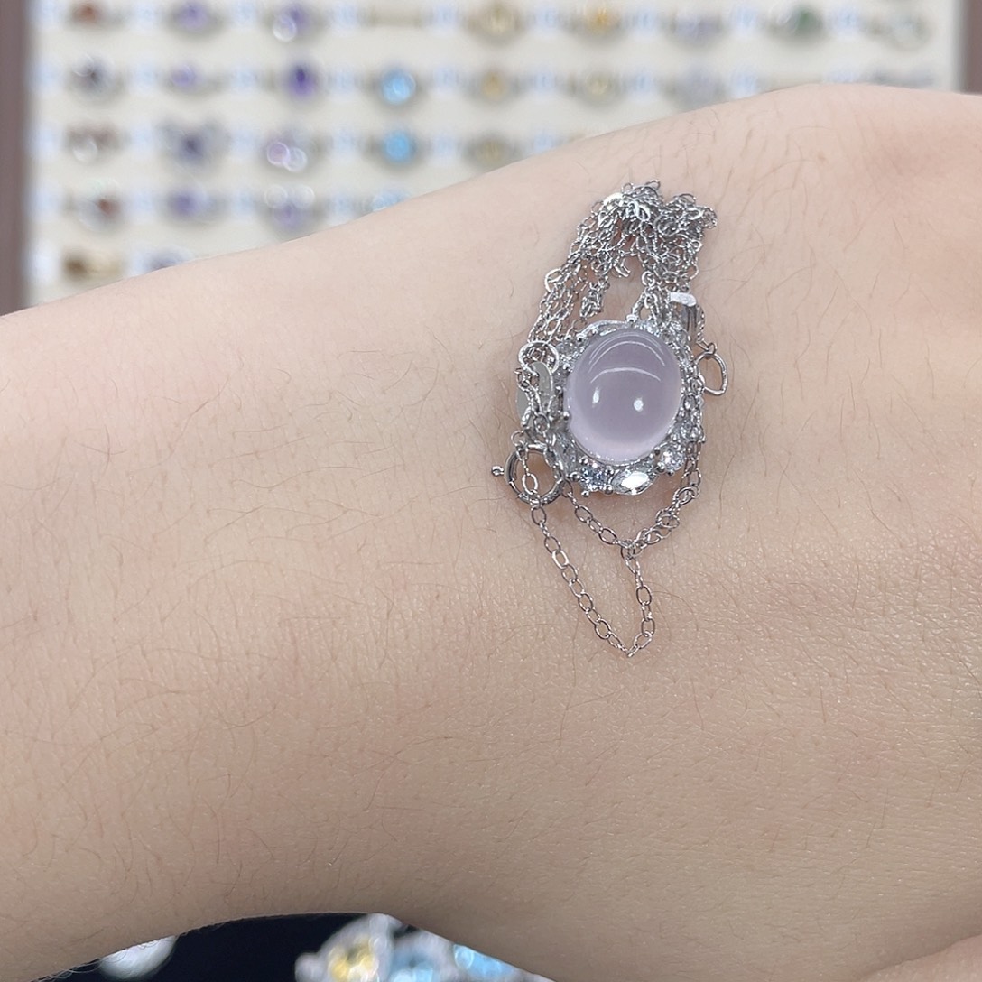 呆****颈饰银S925镶嵌芙蓉石