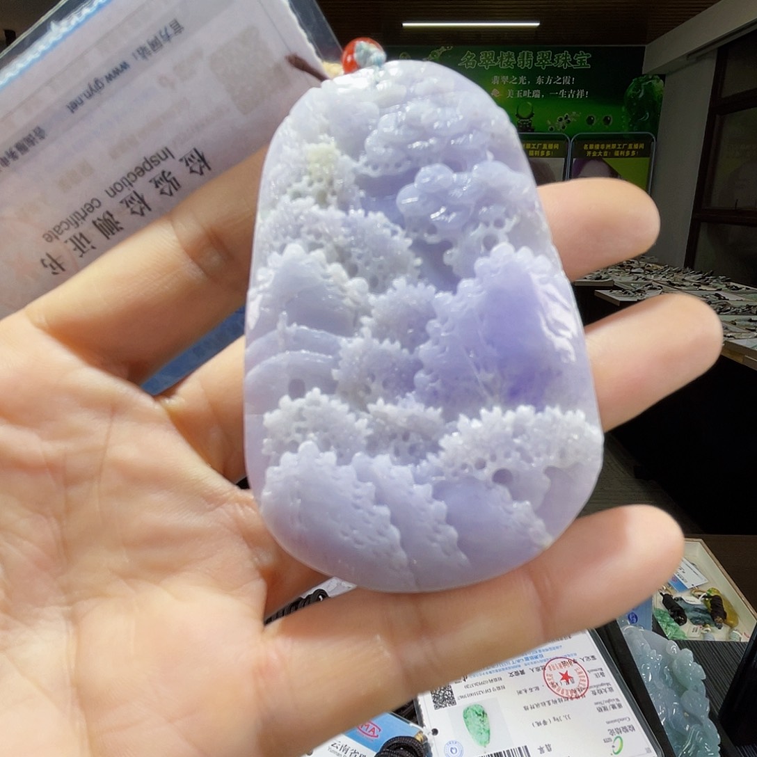 颈饰未镶嵌翡翠一