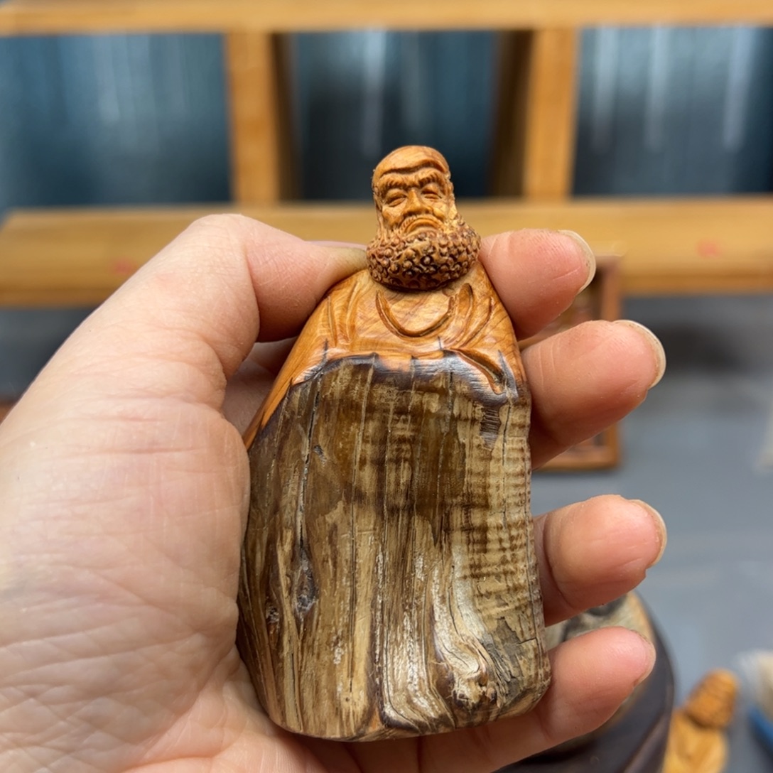 胸***魂柏木崖柏木摆件手把件，