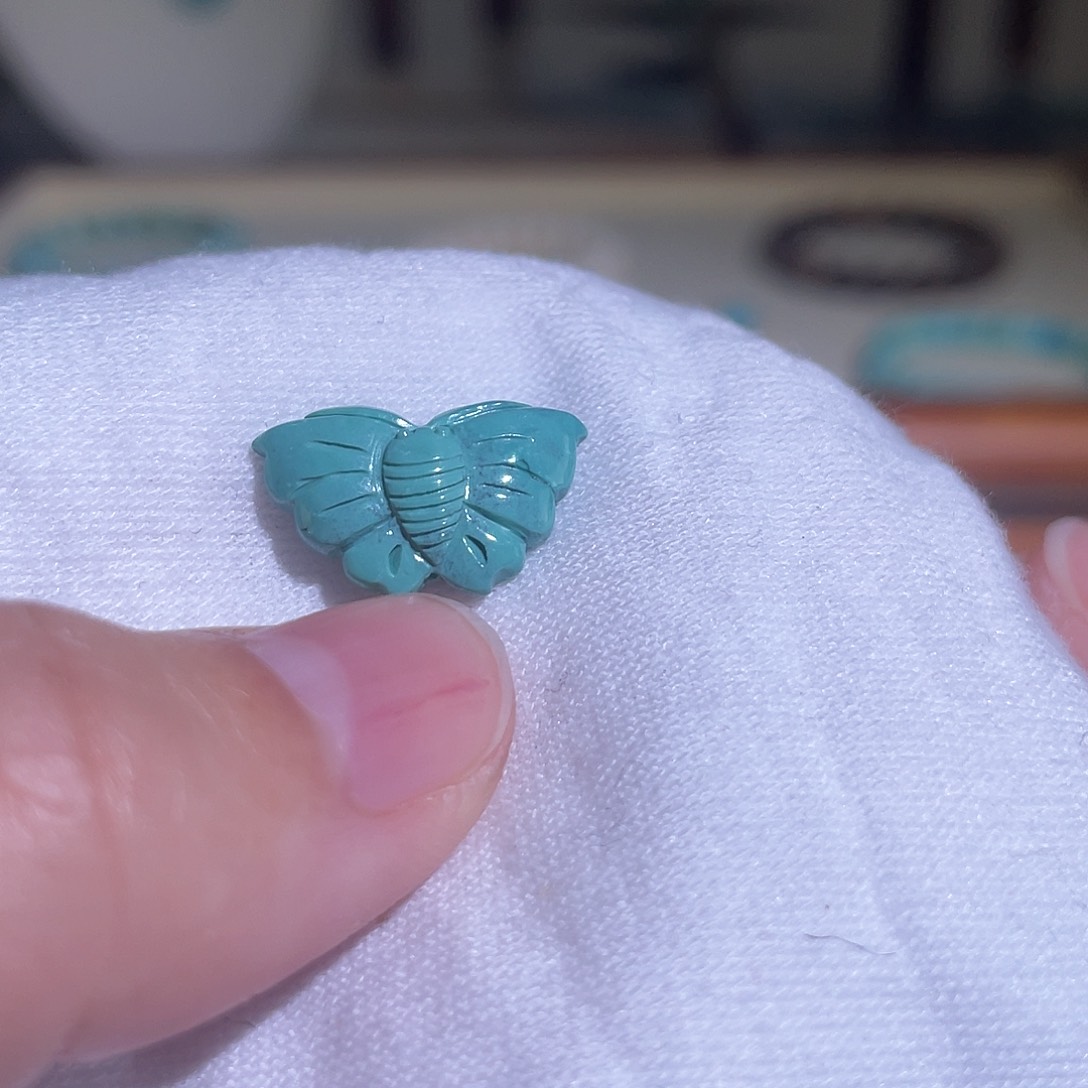 绿松石配饰未镶嵌