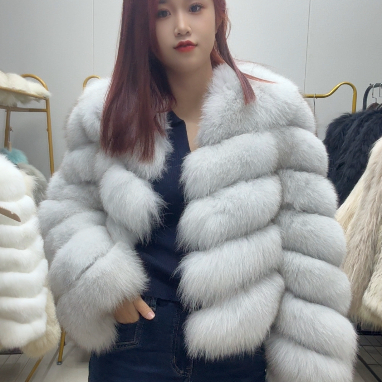 (长袖）秋冬新款进口狐狸毛短款皮草马甲时尚保暖百搭